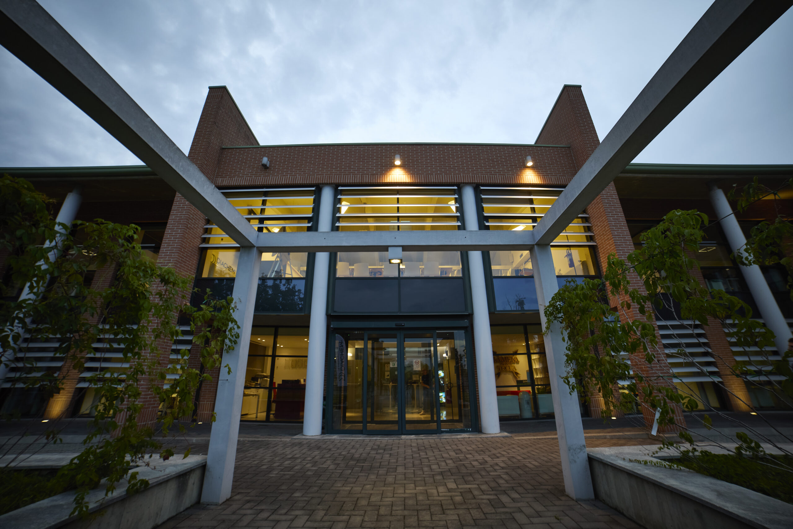 esterni Diachem